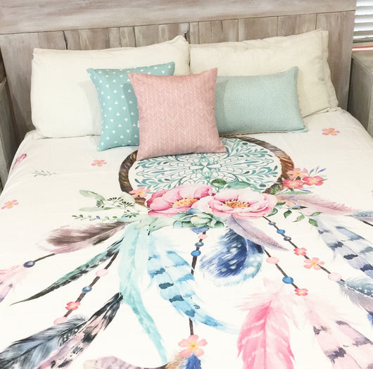 Pink and aqua dreamcatcher king quilt cover