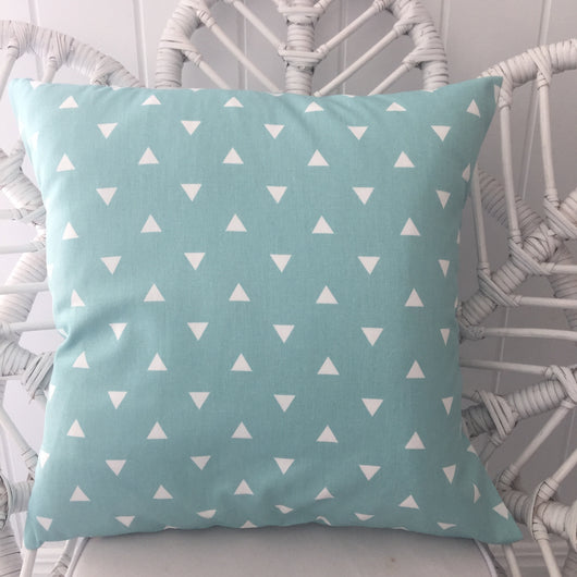 Pond triangle cushion cover