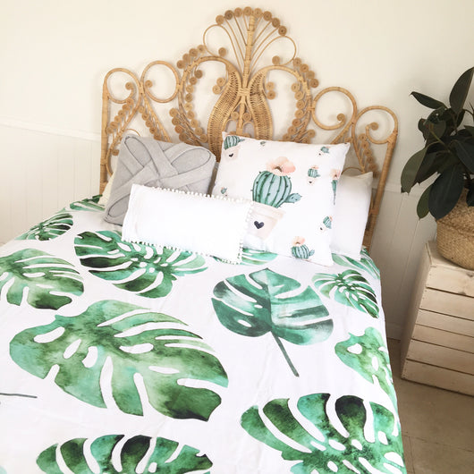 Monstera leaf double quilt cover